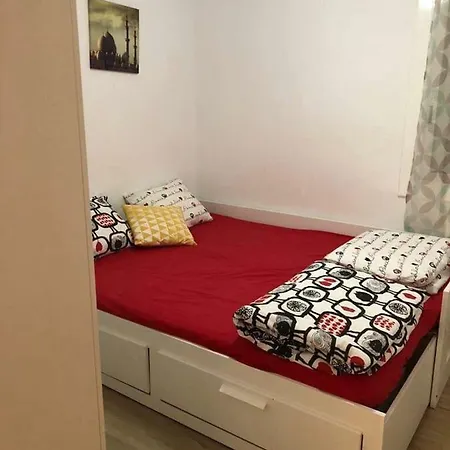 Carrer De Saragossa, 8 Apparte Apartamento